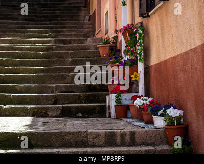 die schöne Allee von Castelsardo alte Stadt - Sardinien - Italien Stockfoto