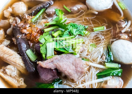 Langsam gekochtes Schweinefleisch Spare Rib Nudel Nudeln. Kopieren Sie Platz. Stockfoto