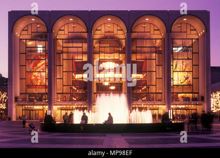 Historische MUSIK 1988 Hall im Lincoln Center KONZERTSÄLE MANHATTAN NEW YORK CITY USA Stockfoto