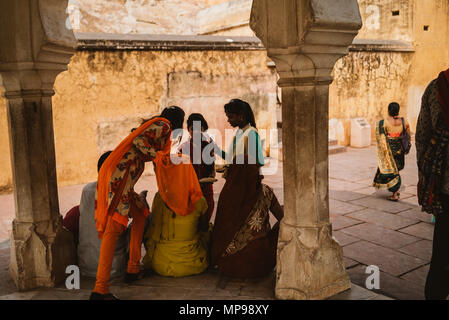 Als Tourist an Amer Fort in Jaipur, Indien Stockfoto