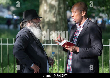 Predigt und Debatten an Speakers' Corner, der öffentliche Raum des Hyde Park in London. Stockfoto