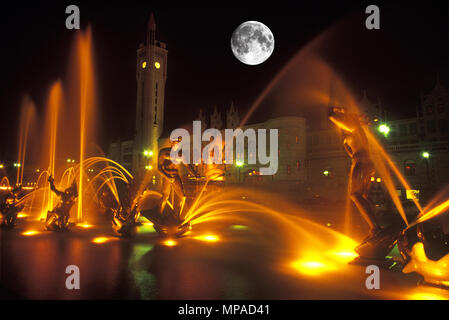 1988 HISTORISCHES TREFFEN DES WASSERBRUNNENS (©CARL MILES 1939) UNION STATION BUILDING (©THEODORE LINK 1894) ALOE PLAZA DOWNTOWN SAINT LOUIS MISSOURI USA Stockfoto