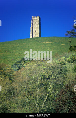 1988 historische St. Michael TURM GLASTONBURY TOR HILL SOMERSET ENGLAND GROSSBRITANNIEN Stockfoto
