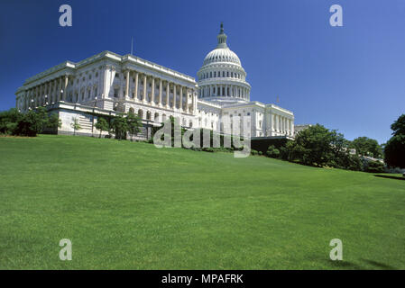 1988 historische UNITED STATES CAPITOL CAPITOL HILL RASEN WASHINGTON DC USA Stockfoto
