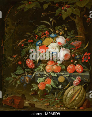Blüten und Früchte. Waldboden Stillleben mit Obst und einen Weidenkorb mit Blumen. Anhänger der Datei: Frucht, Korb, Insekten und Schmetterlinge vor dem Hintergrund einer Stein Nische durch Abraham Mignon Musée du Louvre INV. 1558.jpg. Zwischen 1669 und 1679. 892 Blumen und Früchte von Abraham Mignon Mauritshuis 110 Stockfoto