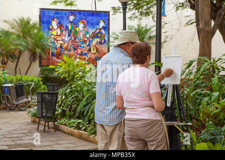 Touristen malerei Kunst im Park im Alten Havanna Kuba Stockfoto