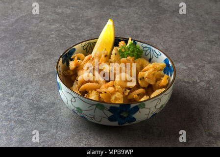 Koebi karaage Japanische frittierte kleine Garnelen Stockfoto