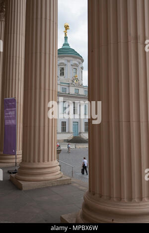 31. August 2017, Potsdam, Deutschland. Potsdam, Forum fŸr Kunst und Kunstgewerbe [Museum] im Alten Rathaus befindet sich auf dem Alten Marktplatz, © Peter SPURRIER, Stockfoto