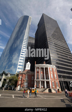 New York, USA - November -12,2007: James Watson Haus und Kirche Unserer Lieben Frau vom Rosenkranz, Schrein von St. Elizabeth Ann Bayley Seton Stockfoto