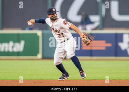 19. Mai 2018: Houston Astros zweiter Basisspieler Jose Altuve (27) Bei einem Major League Baseball Spiel zwischen den Houston Astros und die Cleveland Indians im Minute Maid Park in Houston, TX. Cleveland gewann das Spiel 5 zu 4... Trask Smith/CSM Stockfoto