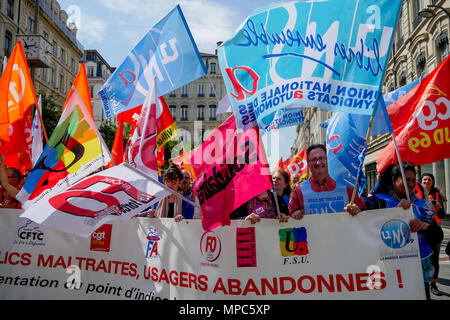 Lyon, Frankreich, 22. Mai 2018: Die von Gewerkschaften genannt, Beamte werden gesehen, wie sie in den Straßen von Lyon (Zentral-ost-Frankreich), am 22. Mai 2018. Credit: Serge Mouraret/Alamy leben Nachrichten Stockfoto