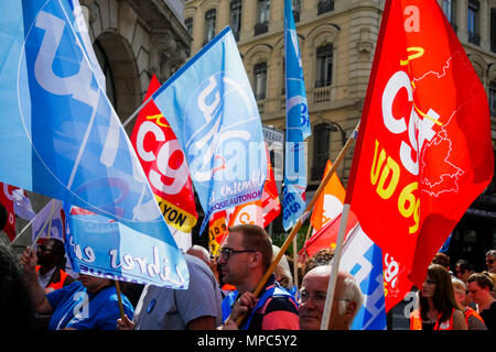 Lyon, Frankreich, 22. Mai 2018: Die von Gewerkschaften genannt, Beamte werden gesehen, wie sie in den Straßen von Lyon (Zentral-ost-Frankreich), am 22. Mai 2018. Credit: Serge Mouraret/Alamy leben Nachrichten Stockfoto