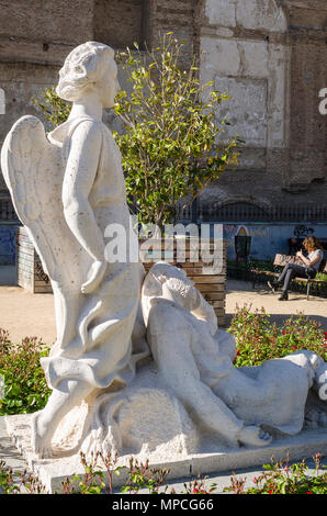 Blick auf die Statue von San Francisco El Grande Kirche geschlossen, Madrid Stadt, Madrid, Spanien. Stockfoto