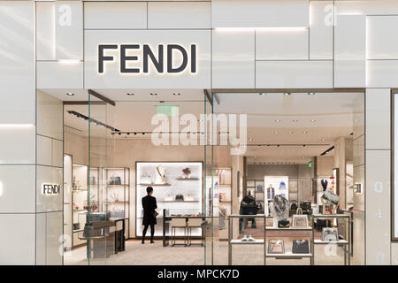 Philadelphia, Pennsylvania, 19. Mai 2018: Fendi store Front. Fendi ist ein Italienischer Luxus Fashion House Herstellung von Pelz, Ready-to-wear, Lederwaren, Schuhe Stockfoto