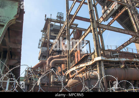 Rusty industriellen Stahlkonstruktionen Stockfoto