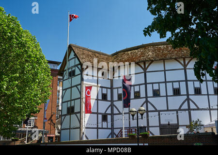 Globe Theatre, Southwark, London, am Südufer der Themse ist eine Nachbildung der ursprünglichen William Shakespeares Theater Stockfoto