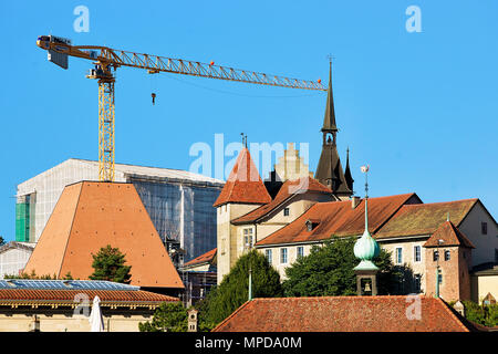 Lausanne, Schweiz - 26. August 2018: Türme in Lausanne, Schweiz. Von Le Flon Bezirk gesehen Stockfoto