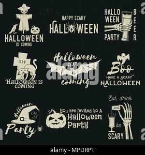 Satz von Halloween Feier Sammlung mit Retro grunge Effekt. Halloween Party retro Vorlagen, Abzeichen, Dichtungen, Patches. Konzept für Hemd oder Logo, Stock Vektor