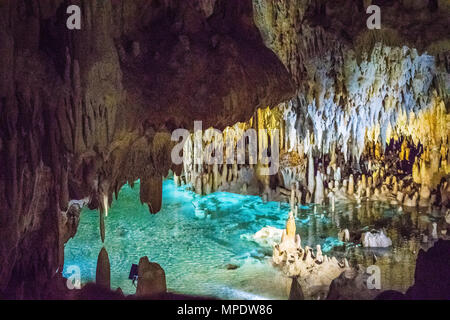 Bilder der Crystal Caves auf den Cayman Inseln Stockfoto