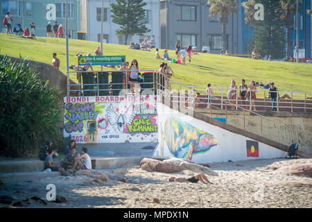 Gestaltungsarbeit auf Bondi Beach, New South Wales, Australien Stockfoto