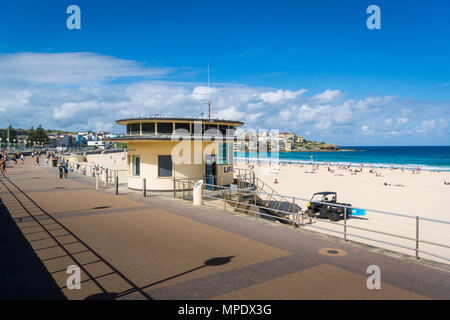 Die Rettungsschwimmer station am Bondi Beach, New South Wales, Australien Stockfoto