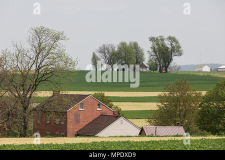 Lancaster, PA/USA, 4. Mai 2018: traditioneller Bauernhof Landschaft Stockfoto