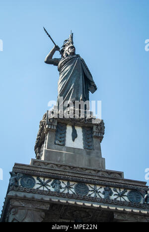 Statue von cuauhtémoc am Paseo de la Reforma, Mexico City Stockfoto