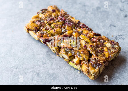 Organische Peanut Bar mit Honig keine Glukose. Energy Bar Stockfoto