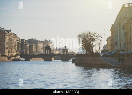 Lomonosov Brücke über den Fluss Fontanka in Sankt-petersburg. Stockfoto