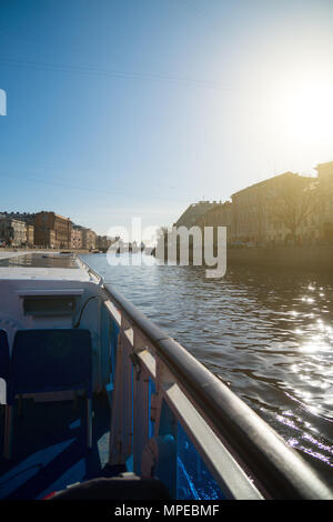 Wasser Ausflüge entlang der Flüsse und Kanäle von St. Petersburg. Stockfoto