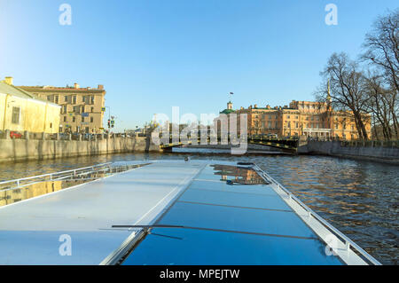 Wasser Ausflüge entlang der Flüsse und Kanäle von St. Petersburg Stockfoto