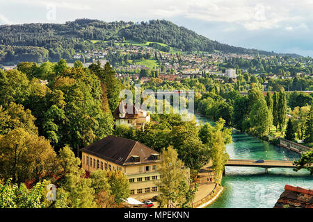 Bern, Schweiz - 31. August 2016: Stadt Bern Landschaft mit Fluss Aare Schweizer, Bern-Mittelland Bezirk, Schweiz. Stockfoto