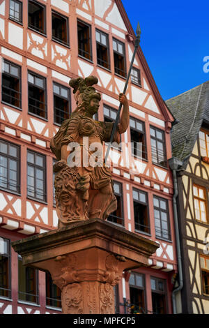 Frankfurter Justitia Lady Gerechtigkeit Statue in Römerberg Platz von Deutschland Stockfoto