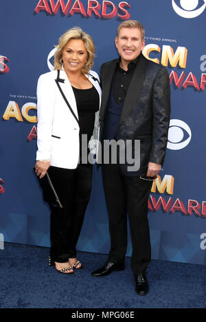 53. jährlichen Academy der Country Music Awards 2018 im MGM Grand Garden Arena im MGM Grand Hotel & Casino in Las Vegas, Nevada statt. Mit: Julie Chrisley, Todd Chrisley Wo: Las Vegas, Nevada, United States Wenn: 15 Apr 2018 Credit: Nicky Nelson/WENN.com Stockfoto