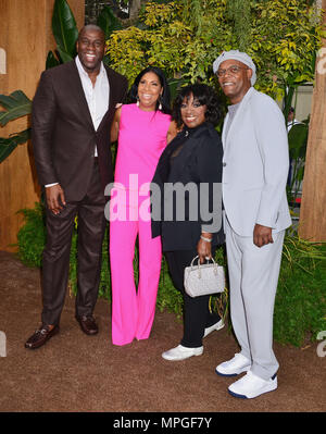 Magic Johnson, Frau Cookie, Samuel L. Jackson, Ehefrau LaTanya Richardson an die Legende von Tarzan Premiere auf der Dolby Theatre in Los Angeles. 27. Juni 2016. Magic Johnson, Frau Cookie, Samuel L. Jackson, Ehefrau LaTanya Richardson Ereignis in Hollywood Leben - Kalifornien, Red Carpet Event, USA, Filmindustrie, Prominente, Fotografie, Bestof, Kunst, Kultur und Unterhaltung, Topix prominente Mode, Besten, Hollywood Leben, Event in Hollywood Leben - Kalifornien, Roter Teppich und backstage, Film Stars, TV Stars, Musik, Promis, Kunst, Kultur und Unterhaltung, vertikal, eine Person, Foto Stockfoto