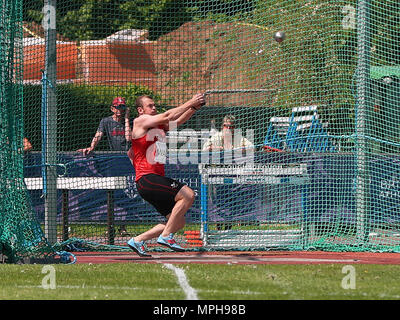 In Loughborough, England, 20, Mai, 2018. Osian Jones konkurrieren in der Men's Hammer an LIA 2018 Stockfoto