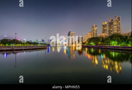 See The Palazzo in der benjakitti Park in Bangkok nahe gelegen Stockfoto