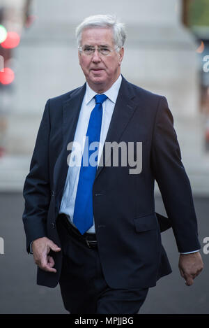 Whitehall, London, UK. 11. Oktober 2016. Minister der Regierung kommen in der Downing Street die wöchentliche Kabinettssitzung zu besuchen. Bild: Staatssekretär S Stockfoto