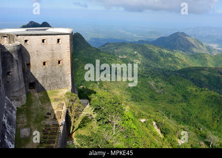 Gebirge über Haiti und bleibt der Französische Bouillabaisse la Ferriere auf der Spitze eines Berges gebaut Stockfoto