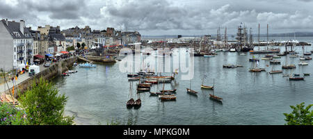 Frankreich. DOUARNENEZ - Juli 20, 2012: Festival der Segeln in den Hafen von Brest: Frankreich. DOUARNENEZ - Juli 20, 2012 Stockfoto