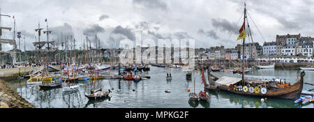 Frankreich. DOUARNENEZ - Juli 20, 2012: Festival der Segeln in den Hafen von Brest: Frankreich. DOUARNENEZ - Juli 20, 2012 Stockfoto