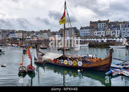 Frankreich. DOUARNENEZ - Juli 20, 2012: Festival der Segeln in den Hafen von Brest: Frankreich. DOUARNENEZ - Juli 20, 2012 Stockfoto