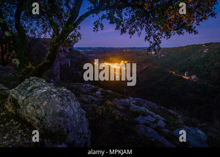 Tal von Autoire in der Nacht in den Causses du Quercy Region in Frankreich Stockfoto