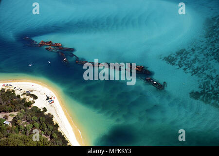 Luftaufnahme des Tangalooms Wracks von Moreton Island in Queensland, Australien. Stockfoto