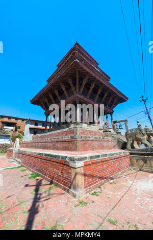 Ganesha Schrein, Uma Maheshwar Tempel von zwei steinernen Elefanten, Kirtipur, Nepal bewacht Stockfoto