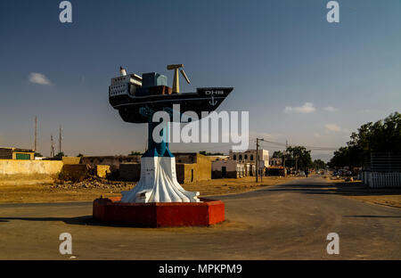 Boot Denkmal im Zentrum von Berbera - 09.01.2016 Berbera, Somalia Stockfoto