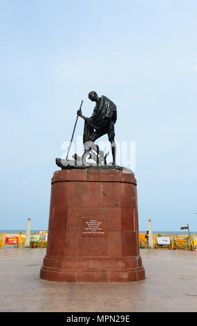 Statue von Mahatma Gandhi im Marina Beach Stockfoto