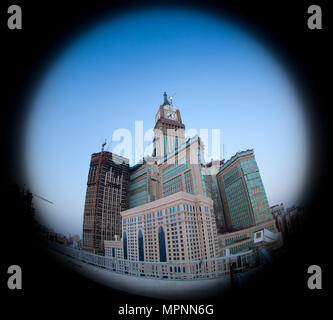 Mekka Glockenturm von Abraj Al Bait in Mekka, Saudi-Arabien Stockfoto