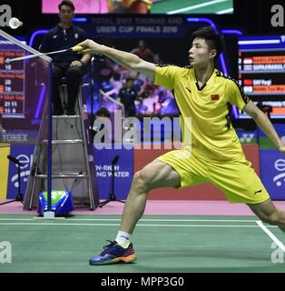 Bangkok, Thailand. 24. Mai, 2018. Shi Yuqi von Team China schlägt eine Rückkehr gegen Wang 1176 Wei von Team Chinesisch Taipei während der BWF Thomas Cup Viertelfinale 2018 in Bangkok, Thailand, am 24. Mai 2018. Shi Yuqi gewann 2-0 und das Team China in die Halbfinale mit 3-0. Credit: Wang Shen/Xinhua/Alamy leben Nachrichten Stockfoto