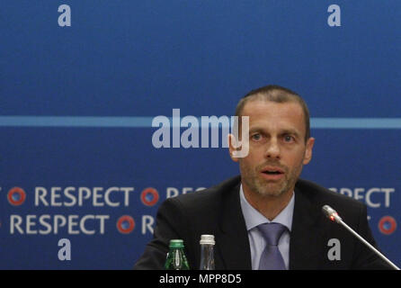 Kiew, Ukraine. 24. Mai, 2018. ALEKSANDER CEFERIN, UEFA-Präsident spricht während einer Pressekonferenz nach der Sitzung des UEFA-Exekutivkomitees in Kiew, Ukraine, am 24. Mai 2018. Credit: Serg Glovny/ZUMA Draht/Alamy leben Nachrichten Stockfoto